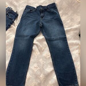 Banana republic jeans. Size 35”. Excellent condition.